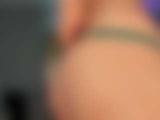Live cam show with EmilyCarterX - Body Massage on StripNow