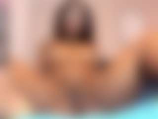 Live cam show with paulineefox - Brown Eyes Black on Camsoda