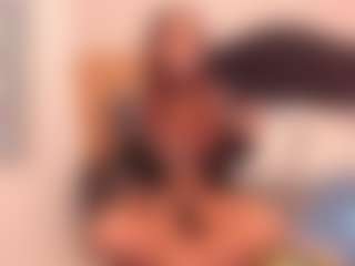 Live cam show with paulineefox - Public Ebony on WildCum