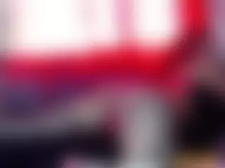 roxxyroxan's Live Sex Cam Show