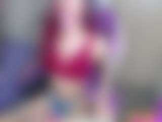 roxxyroxan's Live Sex Cam Show