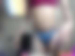 roxxyroxan's Live Sex Cam Show