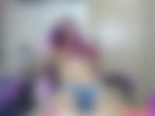 roxxyroxan's Live Sex Cam Show
