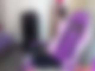 roxxyroxan's Live Sex Cam Show