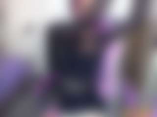 roxxyroxan's Live Sex Cam Show