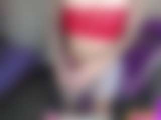 roxxyroxan's Live Sex Cam Show