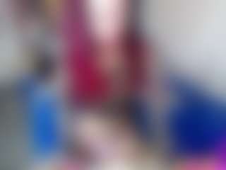 roxxyroxan's Live Sex Cam Show