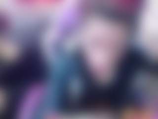 roxxyroxan's Live Sex Cam Show