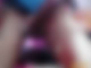 roxxyroxan's Live Sex Cam Show