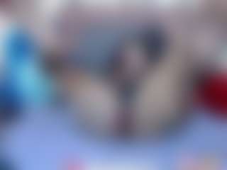 roxxyroxan's Live Sex Cam Show