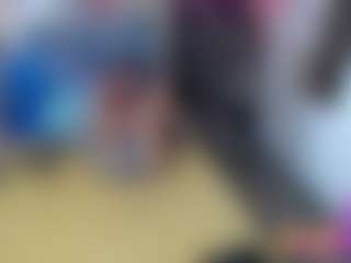 roxxyroxan's Live Sex Cam Show