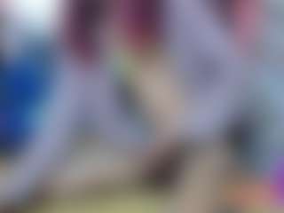 roxxyroxan's Live Sex Cam Show