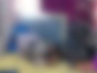roxxyroxan's Live Sex Cam Show