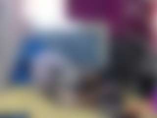 roxxyroxan's Live Sex Cam Show