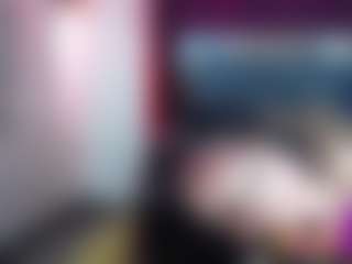 Live cam show with roxxyroxan - Gape on StripNow