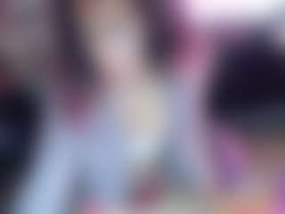 Live cam show with roxxyroxan - Smoking on SpankPalCams