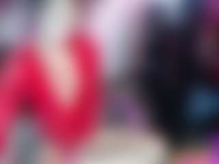 Live cam show with roxxyroxan - Tease on boobsie.com