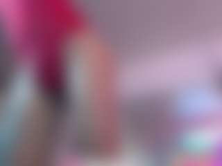 Live cam show with roxxyroxan - Drinking on 1on1-livenow