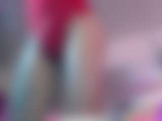 Live cam show with roxxyroxan - Drinking on Fit Hotties