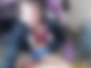 Live cam show with roxxyroxan - Big Cock on xplaylive.com