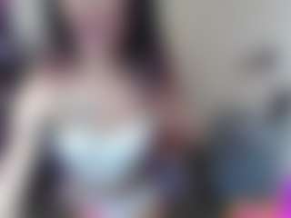 roxxyroxan's Live Sex Cam Show
