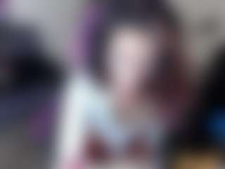 roxxyroxan's Live Sex Cam Show