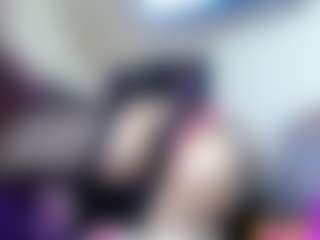 Live cam show with roxxyroxan - Smoking on Streamer API
