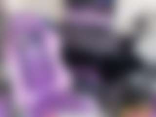 Live cam show with roxxyroxan - Flat Chested on AdultVida.com