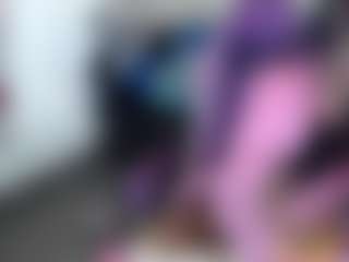 Live cam show with roxxyroxan - Facial Piercings on camwithhim.com
