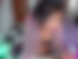 roxxyroxan's Live Sex Cam Show