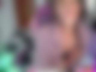 Live cam show with roxxyroxan - Orgasm on Free Soda