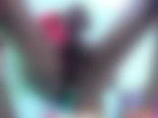 Live cam show with roxxyroxan - Black on SmokeAndPoke