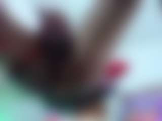 roxxyroxan's Live Sex Cam Show