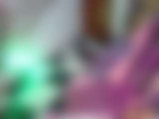 roxxyroxan's Live Sex Cam Show
