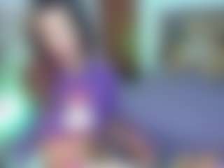 roxxyroxan's Live Sex Cam Show