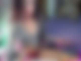 roxxyroxan's Live Sex Cam Show