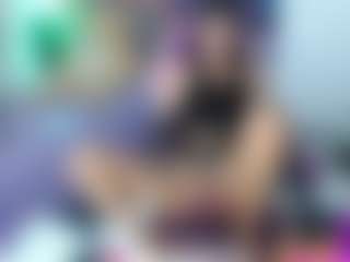 Live cam show with roxxyroxan - Brown Eyes on Pornisteam.com