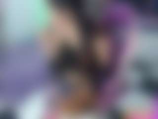 roxxyroxan's Live Sex Cam Show