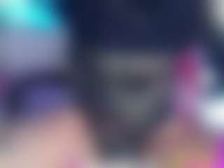 roxxyroxan's Live Sex Cam Show