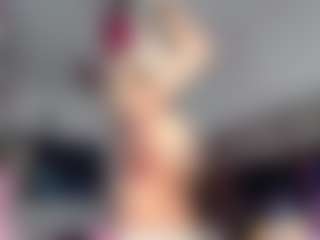 Live cam show with roxxyroxan - Tattoos on eurowanks.com
