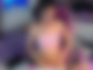 roxxyroxan's Live Sex Cam Show