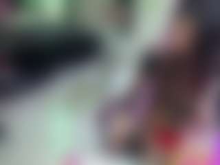 roxxyroxan's Live Sex Cam Show