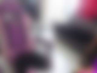 roxxyroxan's Live Sex Cam Show