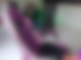 roxxyroxan's Live Sex Cam Show