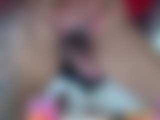 Show live cam dengan roxxyroxan - No Drinking di Camsoda