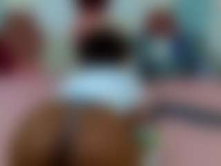Live cam show with sabriana-smith - Ebony on CamwithHer | colombia