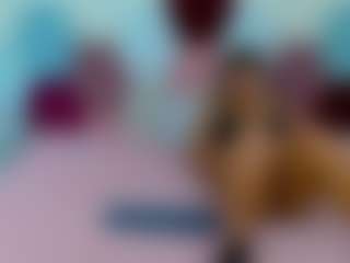 Live cam show with sabriana-smith - Ebony on SquirtSoMuch