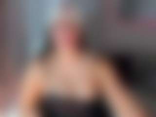 Live cam show with SofiaVegaX - Tittyfuck on liverealitysex.com