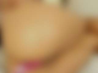 Live cam show with Bellaa-Joness - Legs on crypto-cams