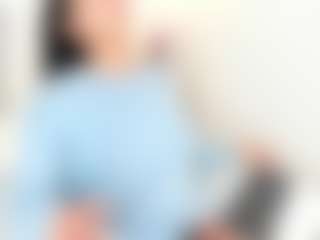 Live cam show with Bellaa-Joness - Brown Eyes Black on AdultVida.com